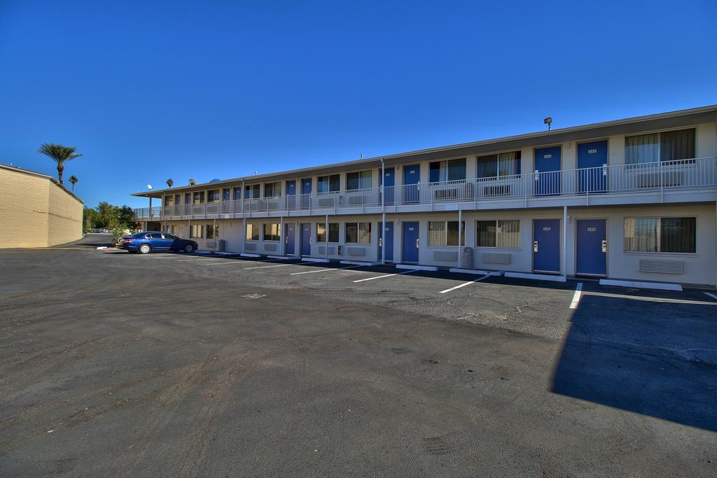 Motel 6-Youngtown, Az - Phoenix - Sun City Kültér fotó